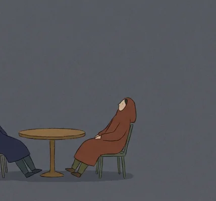 Two people in a cafe pause as they ask your age in Korea to set speech level politely.